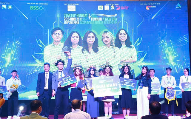 5 đội tham gia chung kết cuộc thi Startup Runway-2024