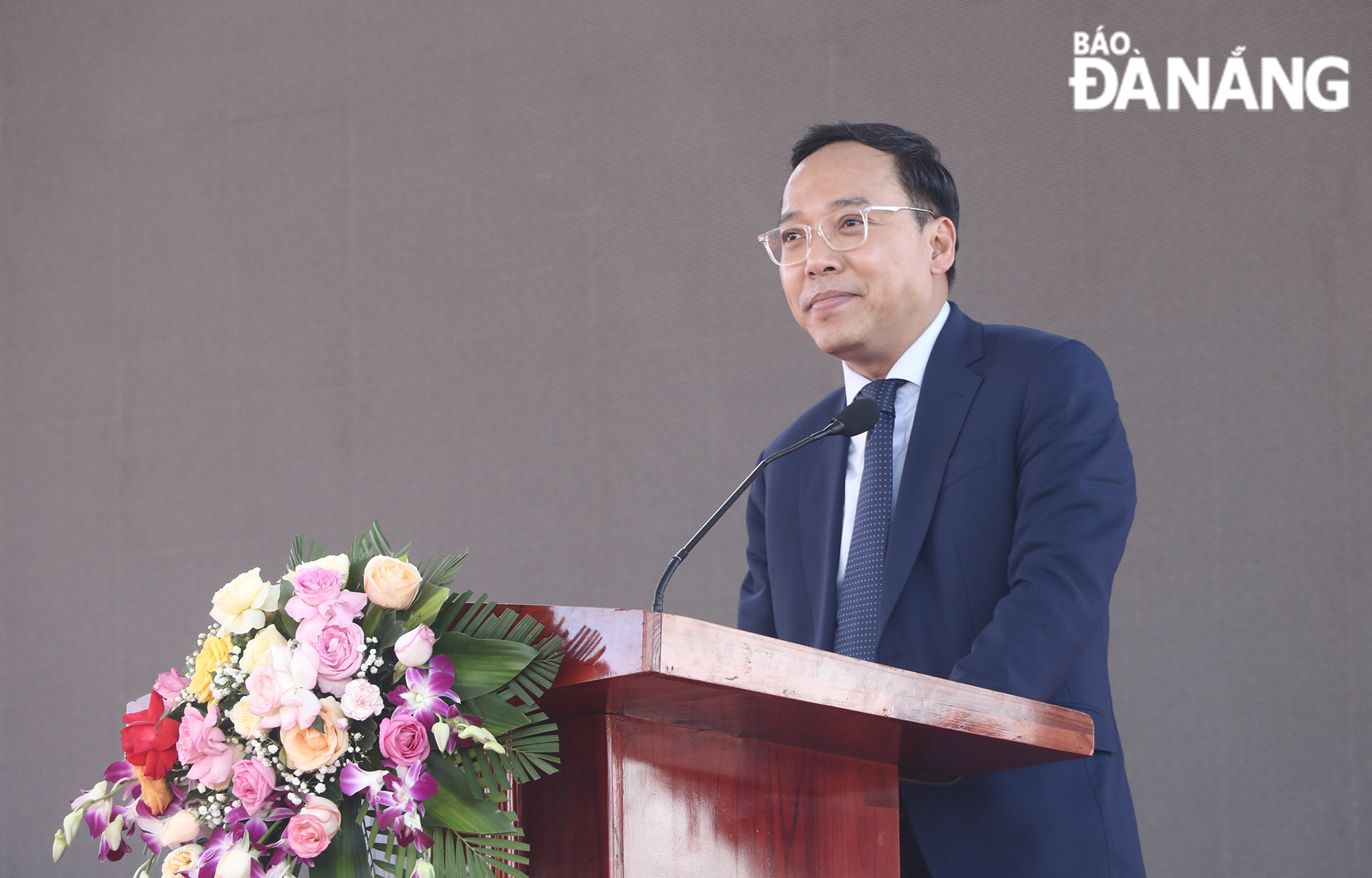 Deputy Minister of Industry and Trade Nguyen Hoang Long speaking at the EWEC - Da Nang 2024 Fair.