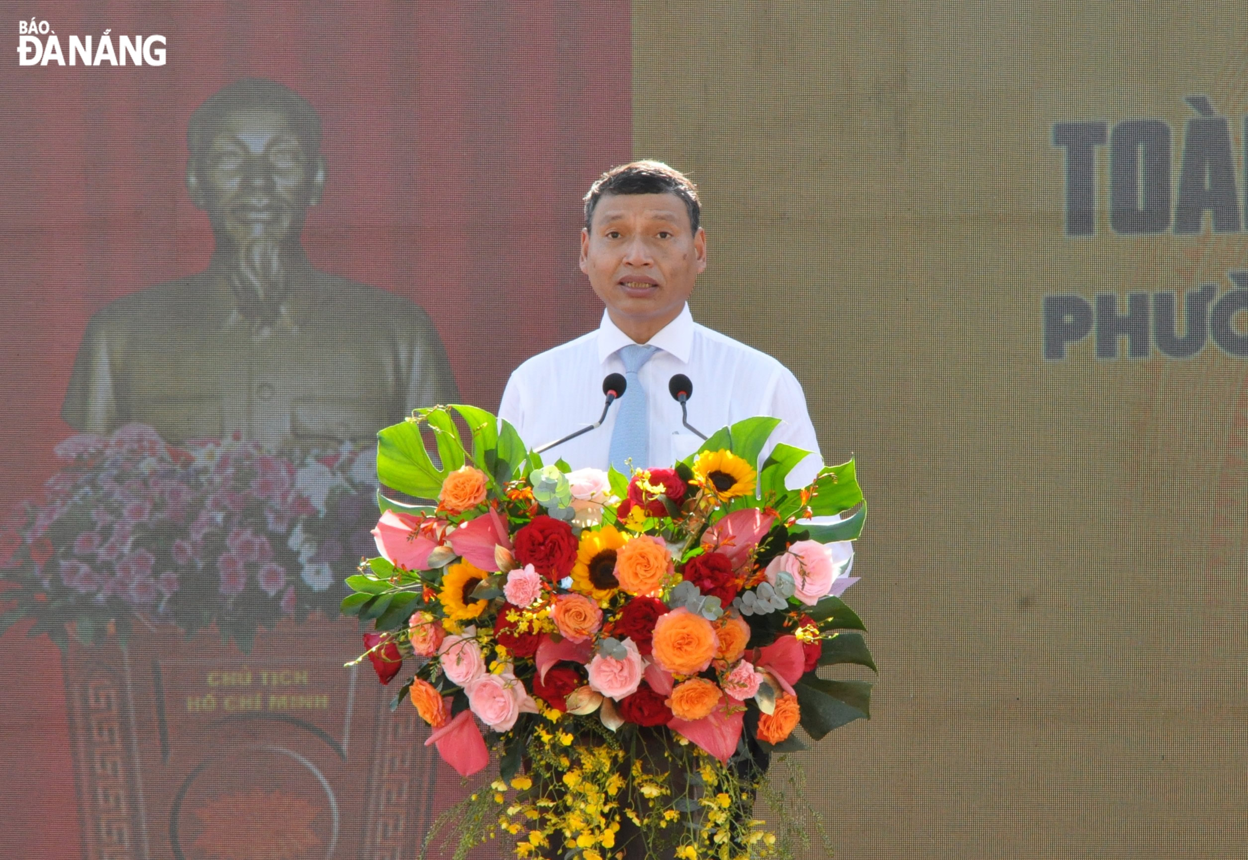 Phó Chủ tịch Thường trực UBND thành phố Hồ Kỳ Minh phát biểu tại ngày hội. Ảnh: LÊ HÙNG