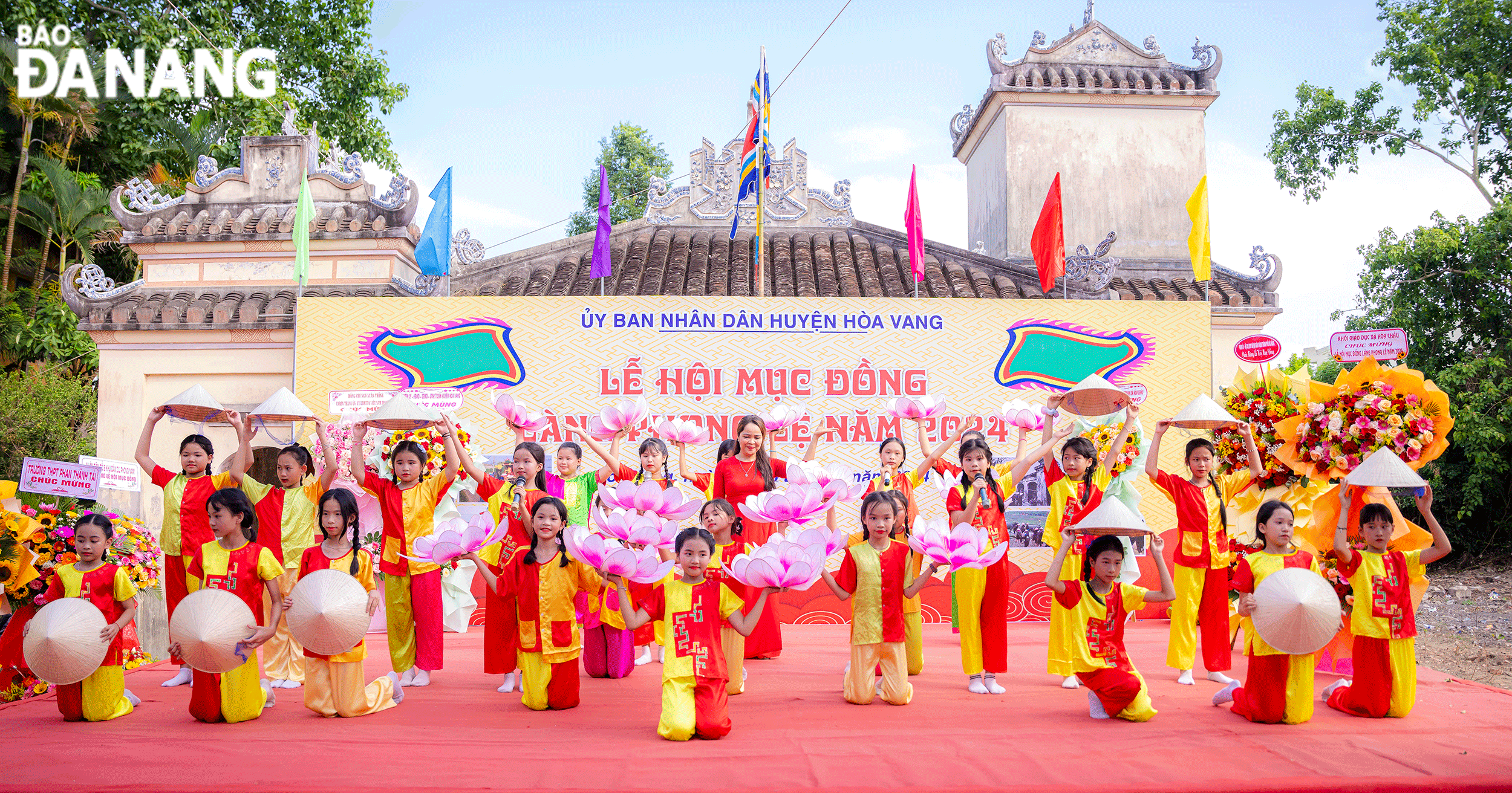 The Muc Dog Festival is a distinctive and unique cultural feature of Phong Nam Village, Hoa Chau Commune, Hoa Vang District. Photo: KIM LIEN