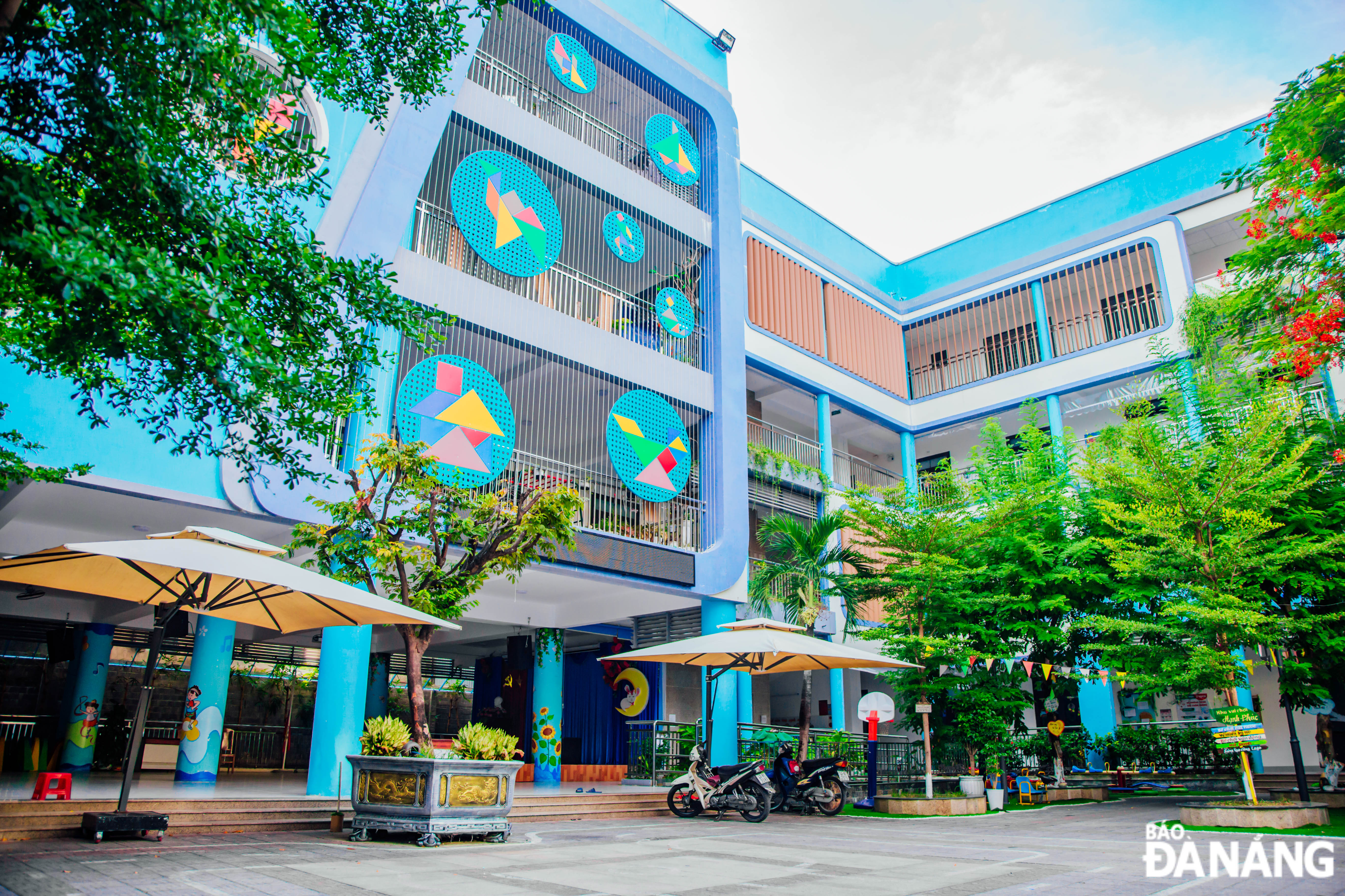 The Hoa Phuong Do Kindergarten located in Hai Chau 2 Ward, Hai Chau District, has been invested in spacious facilities, meeting the needs of teaching and learning.