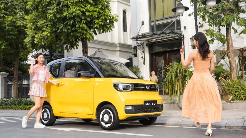 Chỉ từ 197 triệu đồng là bạn đã có thể sở hữu dòng xe ô-tô điện Wuling Mini EV Việt Nam.