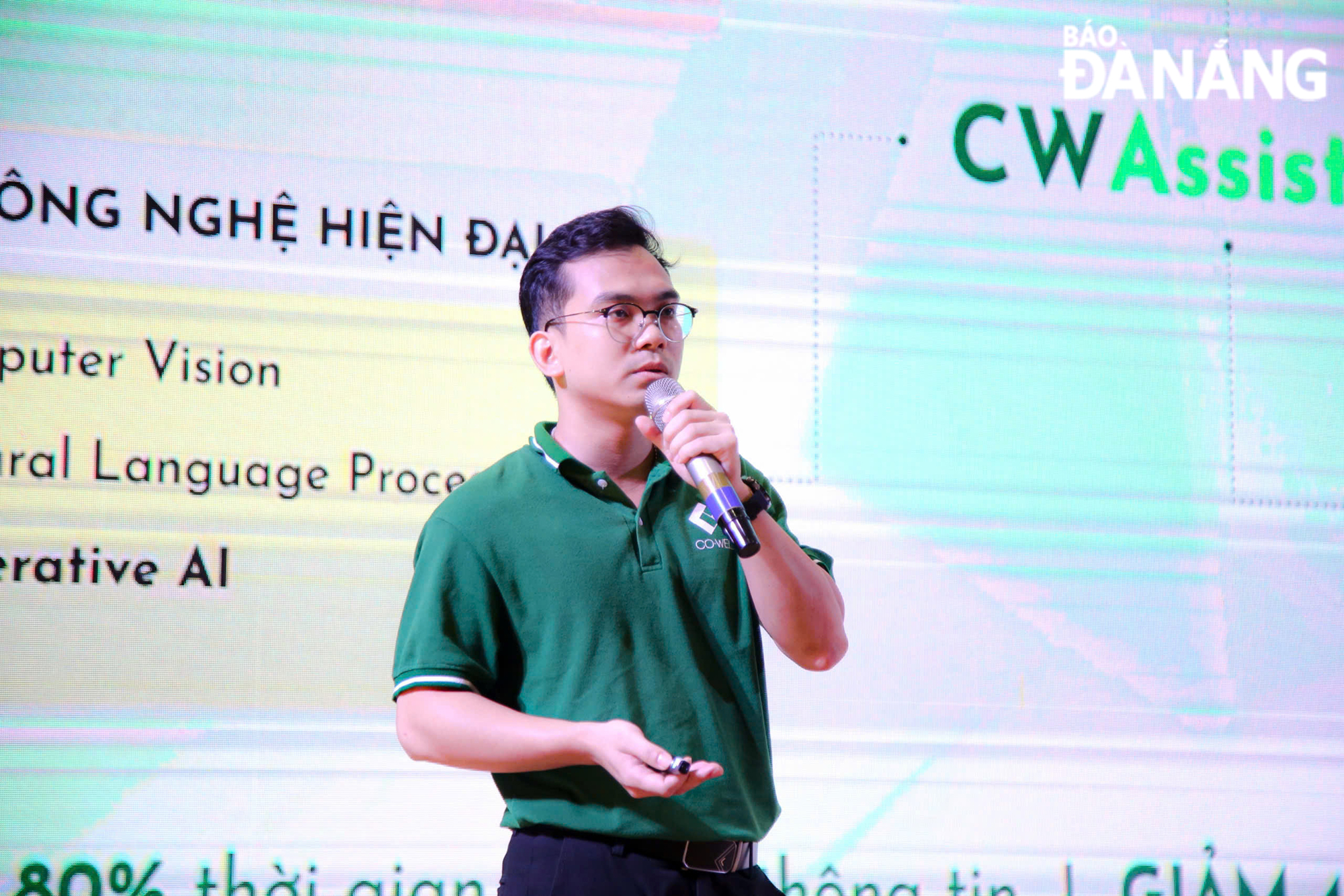 Representative of CWAssistant project - AI assistant for specialised tasks presenting at the final round of the contest.