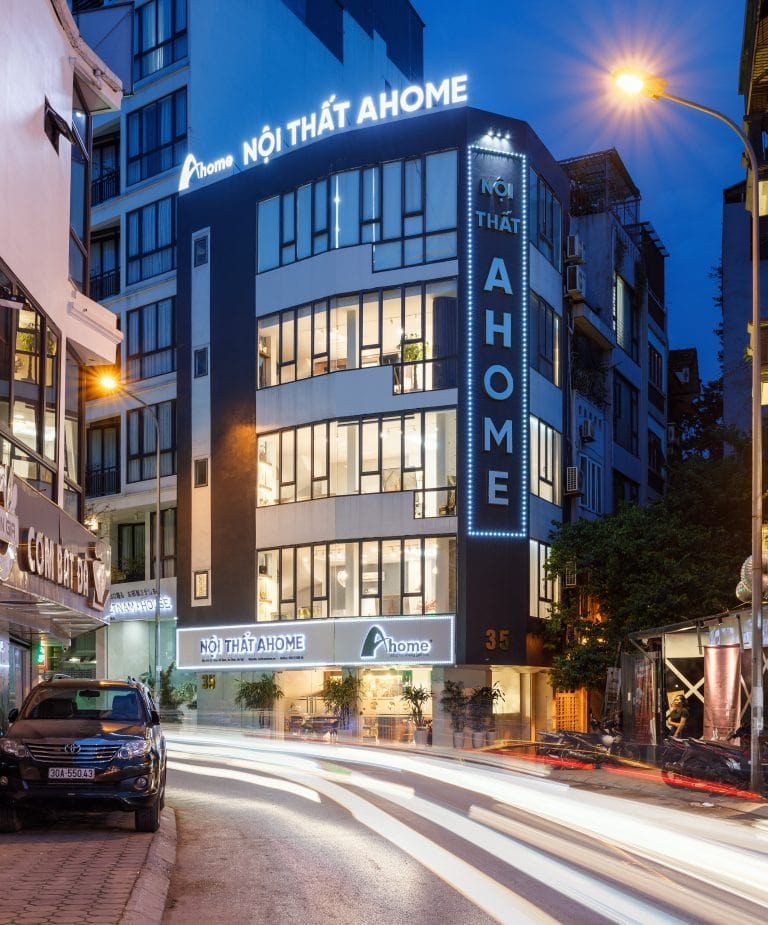 Showroom trưng bày sản phẩm mẫu hiện đại, cao cấp tại Ahome.