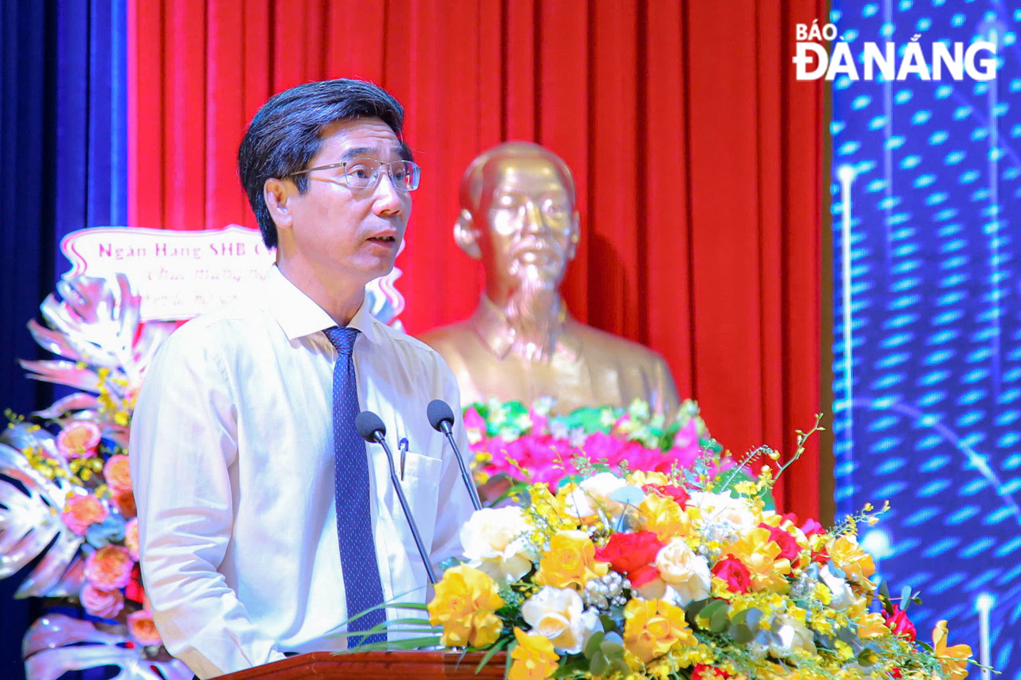 Vice Chairman of Da Nang People's Committee Tran Chi Cuong speaking at the opening ceremony of SURF 2024