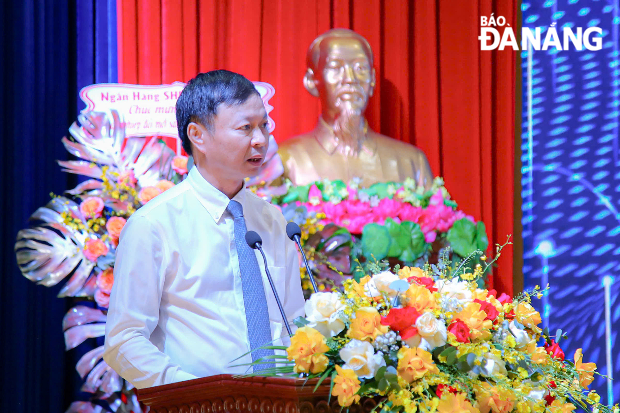 Deputy Minister of Science and Technology Hoang Minh speaking at the opening ceremony of SURF 2024