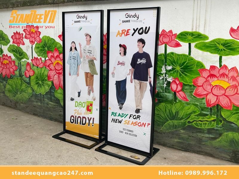 Standee Quảng Cáo 247 cung cấp standee ngoài trời bền đẹp