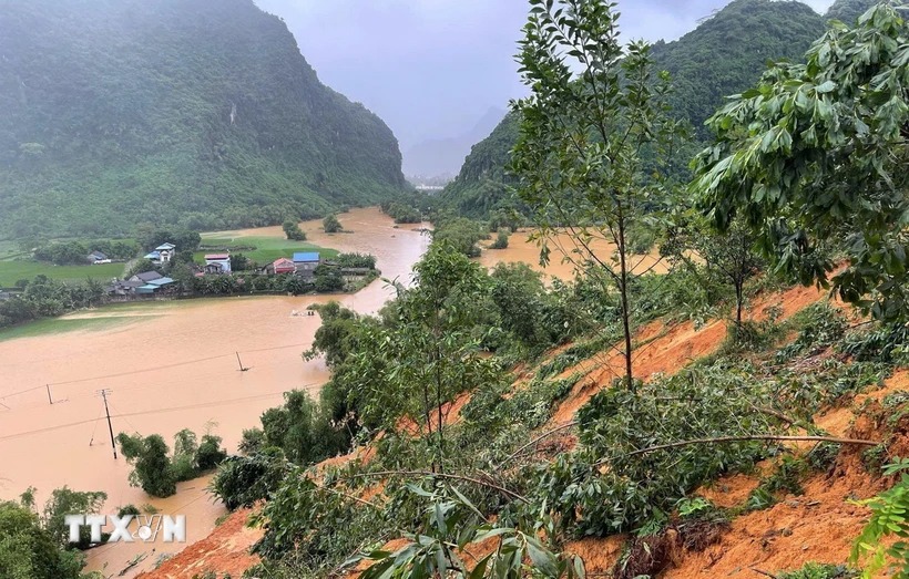 Mưa lũ sau bão số 3: 292 người đã chết và mất tích do bão và mưa lũ