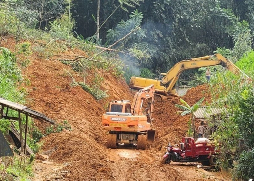 Tỉnh Cao Bằng đã khôi phục lại hệ thống giao thông, vận tải sau mưa lũ