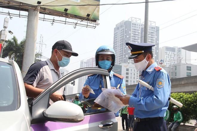 Thu hồi phù hiệu, biển hiệu 29 phương tiện vi phạm tốc độ  5 lần/1.000km trong tháng 6-2024