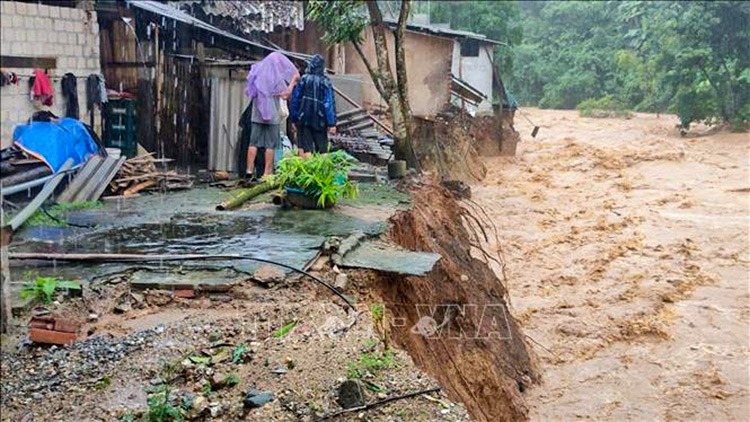 Thời tiết ngày 23-9: Khu vực Trung Bộ có mưa to