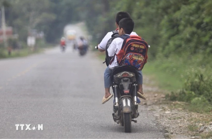 Cao điểm bảo đảm trật tự, an toàn giao thông cho lứa tuổi học sinh