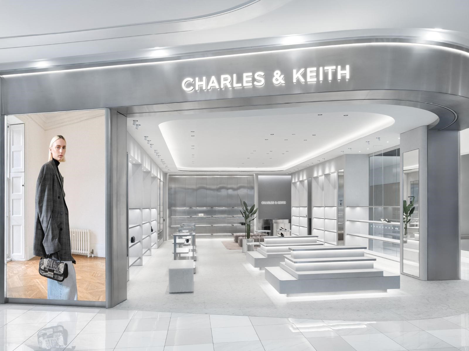 CHARLES & KEITH khai trương cửa hàng mới tại AEON mall Huế