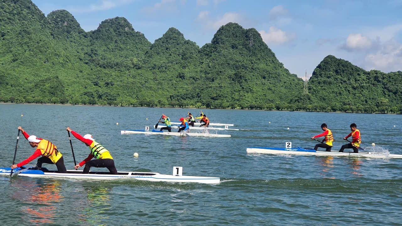 The 2024 National Youth Rowing and Canoeing Championship was exciting and of high professional quality. Photo: VCRSF