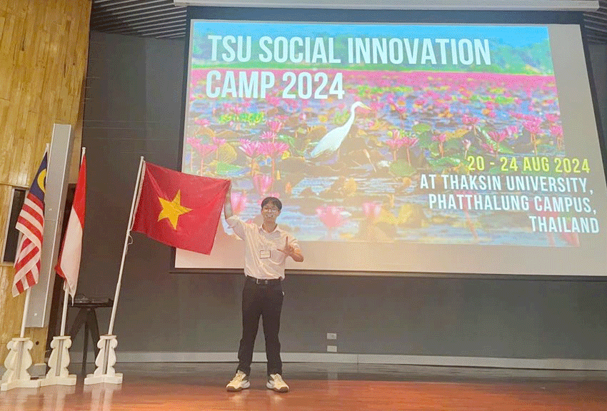 Vinh tự hào tham gia Trại hè sáng tạo và đổi mới xã hội (Social Innovation Camp 2024) và tiếp cận với nhiều dự án vì cộng đồng. Ảnh: NVCC