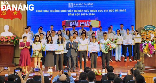 Khai mạc Festival sáng tạo trẻ sinh viên Đà Nẵng năm 2024