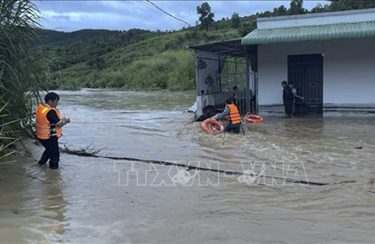 Thời tiết ngày 14-10: Trung Bộ, Tây Nguyên và Nam Bộ có mưa to