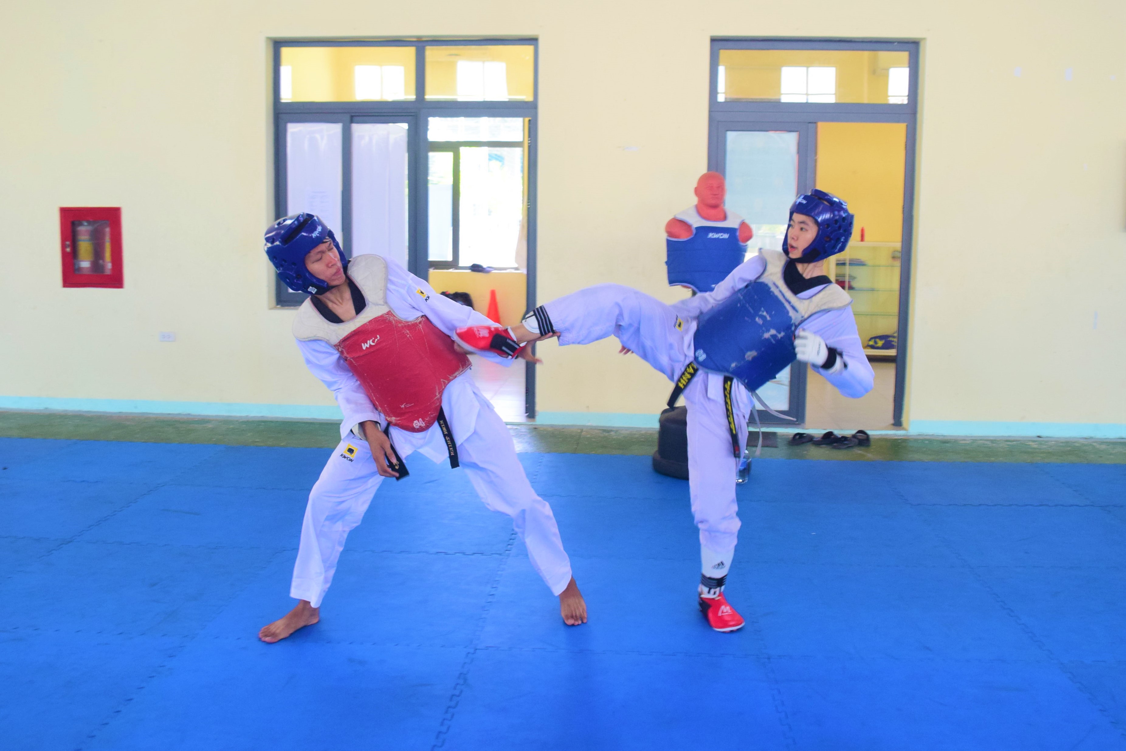 Môn Taekwondo có nhiều đóng góp vào thành tích sớm hoàn thành chỉ tiêu huy chương ở đấu trường quốc gia của thể thao Đà Nẵng. Ảnh: P.N	