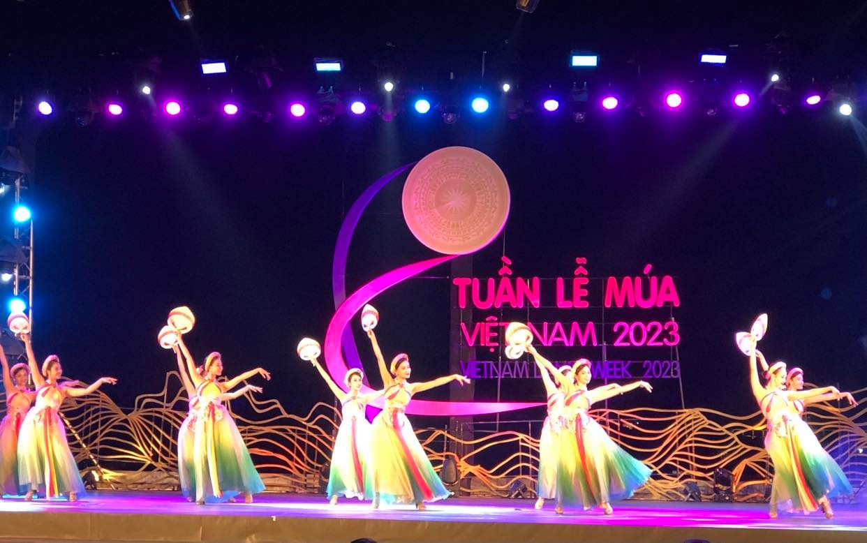 Tuần lễ Múa Việt Nam 2023 diễn ra tại Công viên Thống Nhất, Hà Nội. Ảnh: Phương Lan/TTXVN