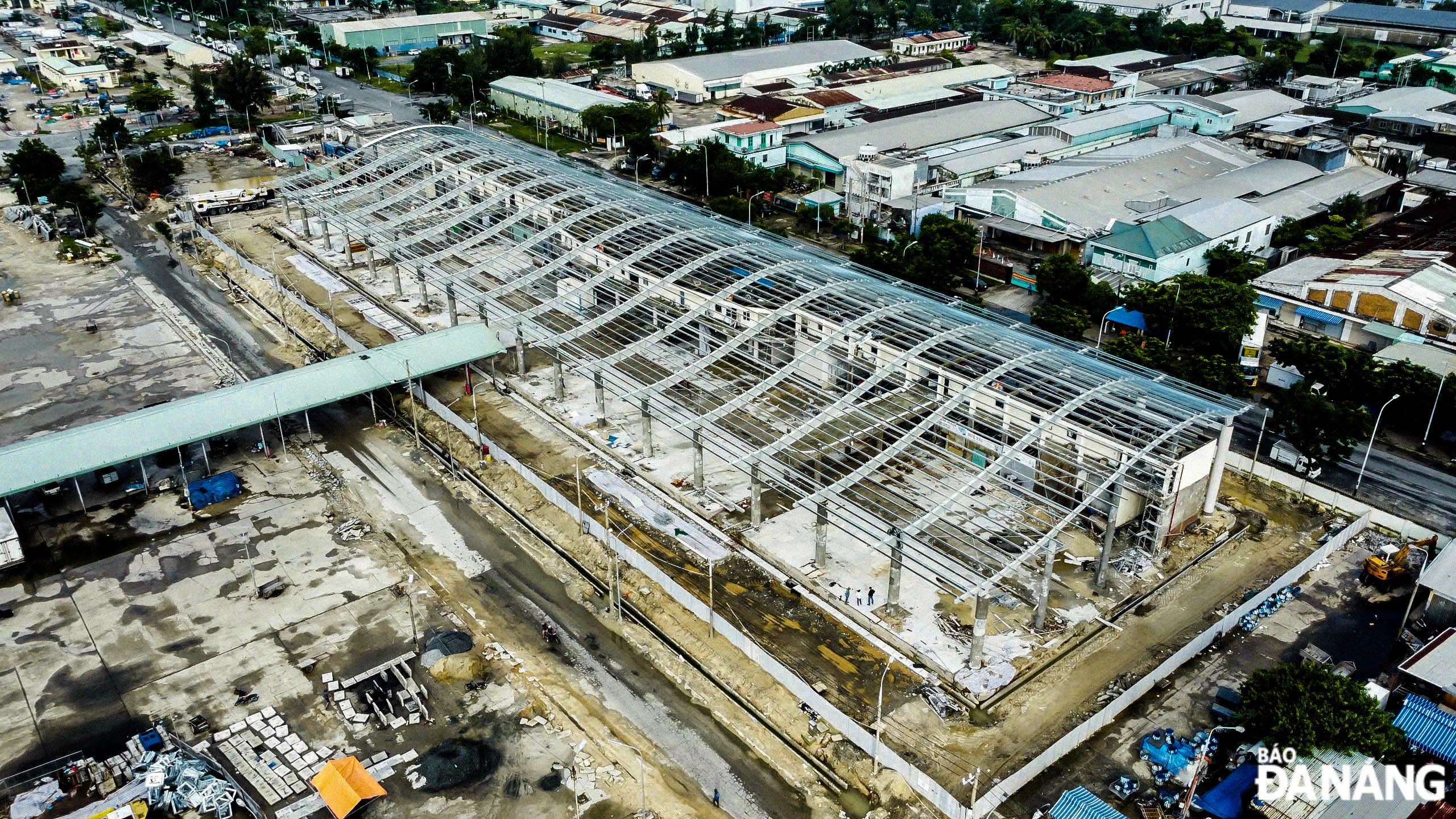 The upgraded port is anticipated to accommodate up to 300 vessels per day, each with a maximum capacity of 2,000 CV, and handle 100,000 tonnes of goods annually.