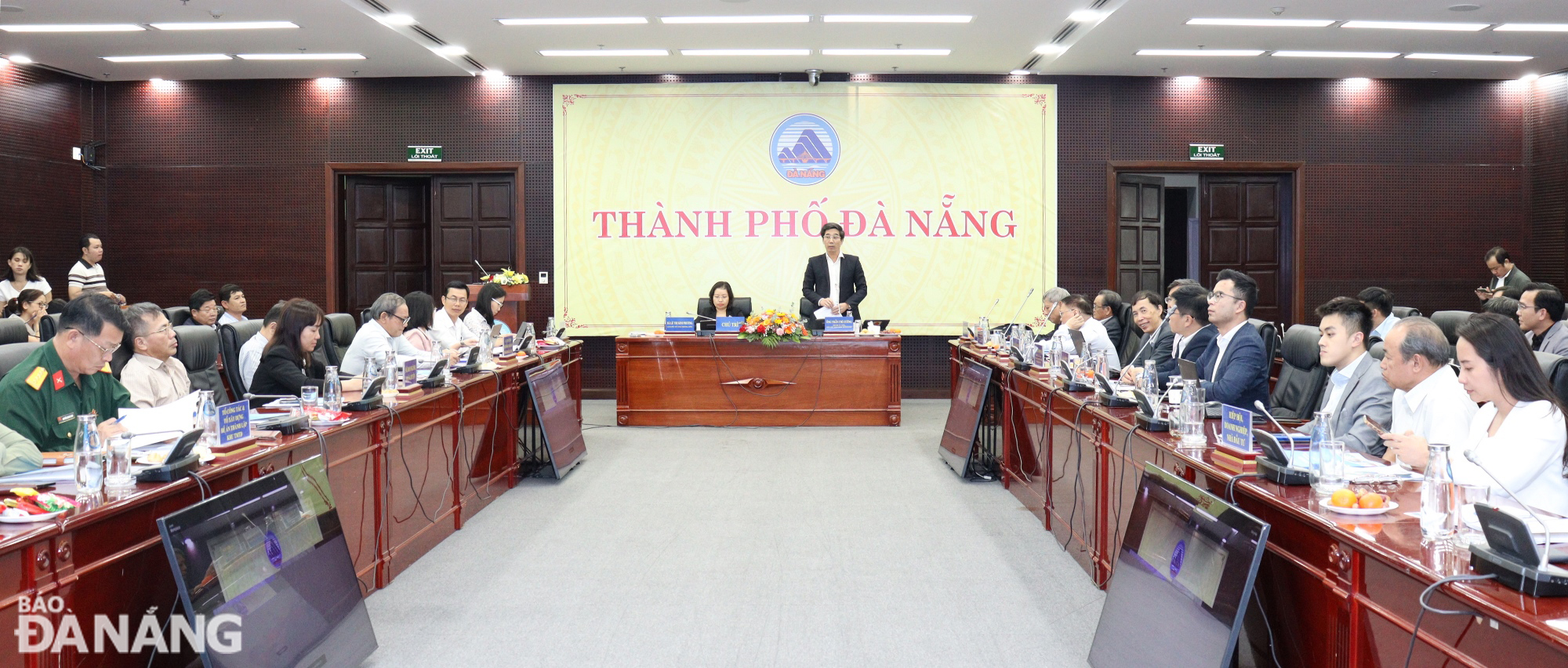 An overview of the meeting discussing the draft project to establish the Da Nang Free Trade Zone. Photo: HOANG HIEP