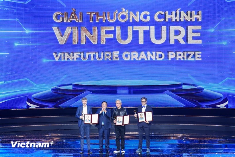 CEO Nvidia cùng 4 nhà khoa học giành Giải thưởng cao nhất VinFuture 2024