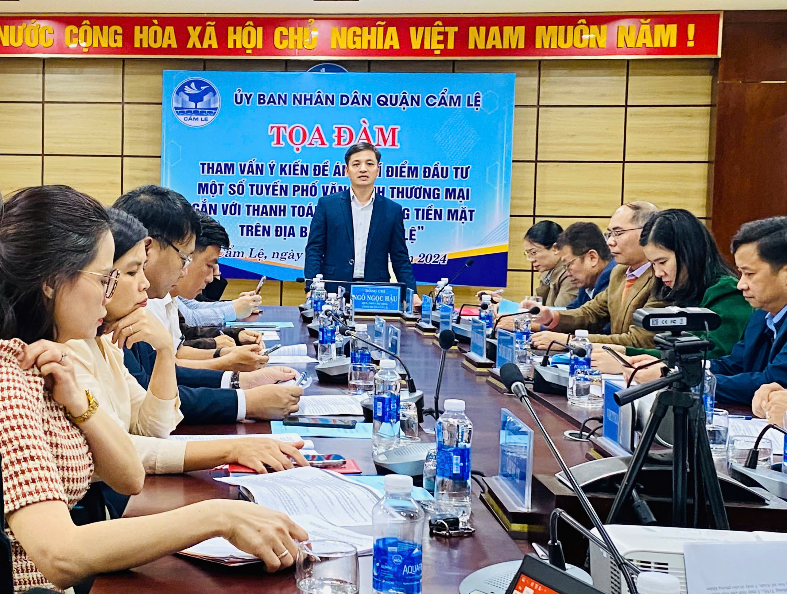 Quận Cẩm Lệ xây dựng tuyến phố văn minh thương mại, thanh toán không tiền mặt