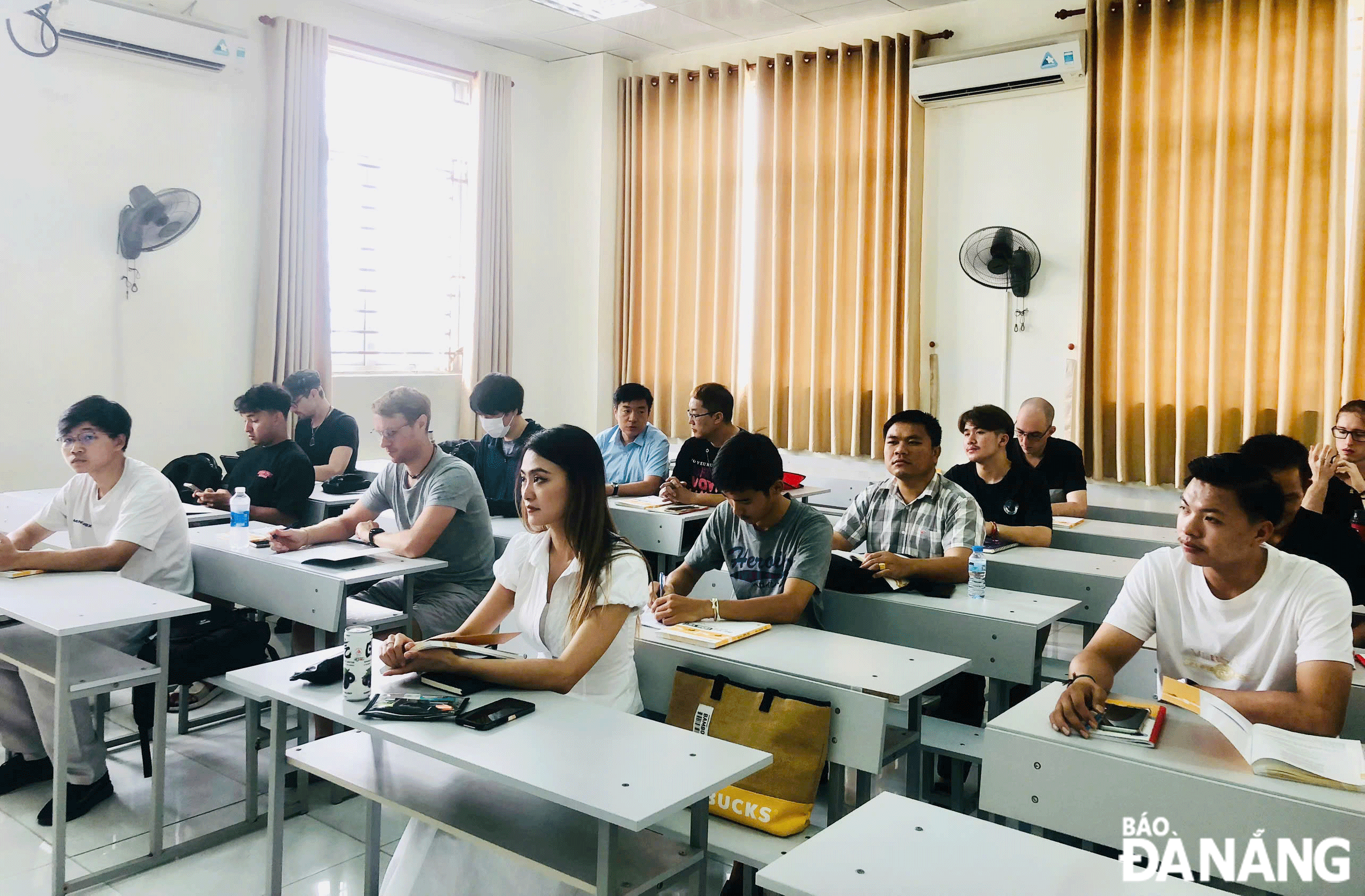 Many international students choose to study at the University of Science and Education - the University of Da Nang. Photo: THU HA