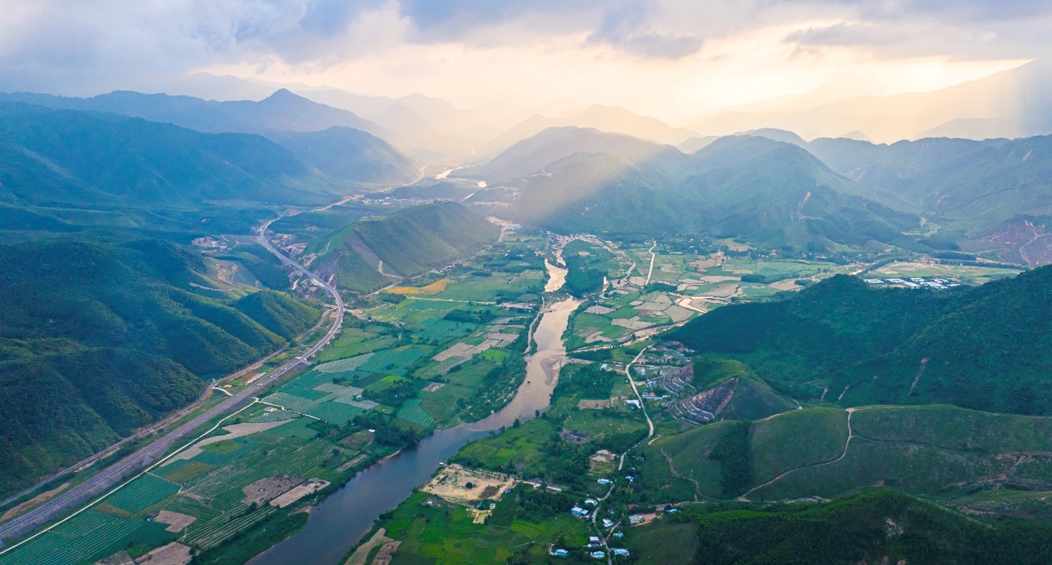 After sharing portions of its fertile land to establish new administrative units, Hoa Vang District has proudly retained its historic name. Photo: HUYNH VAN TRUYEN