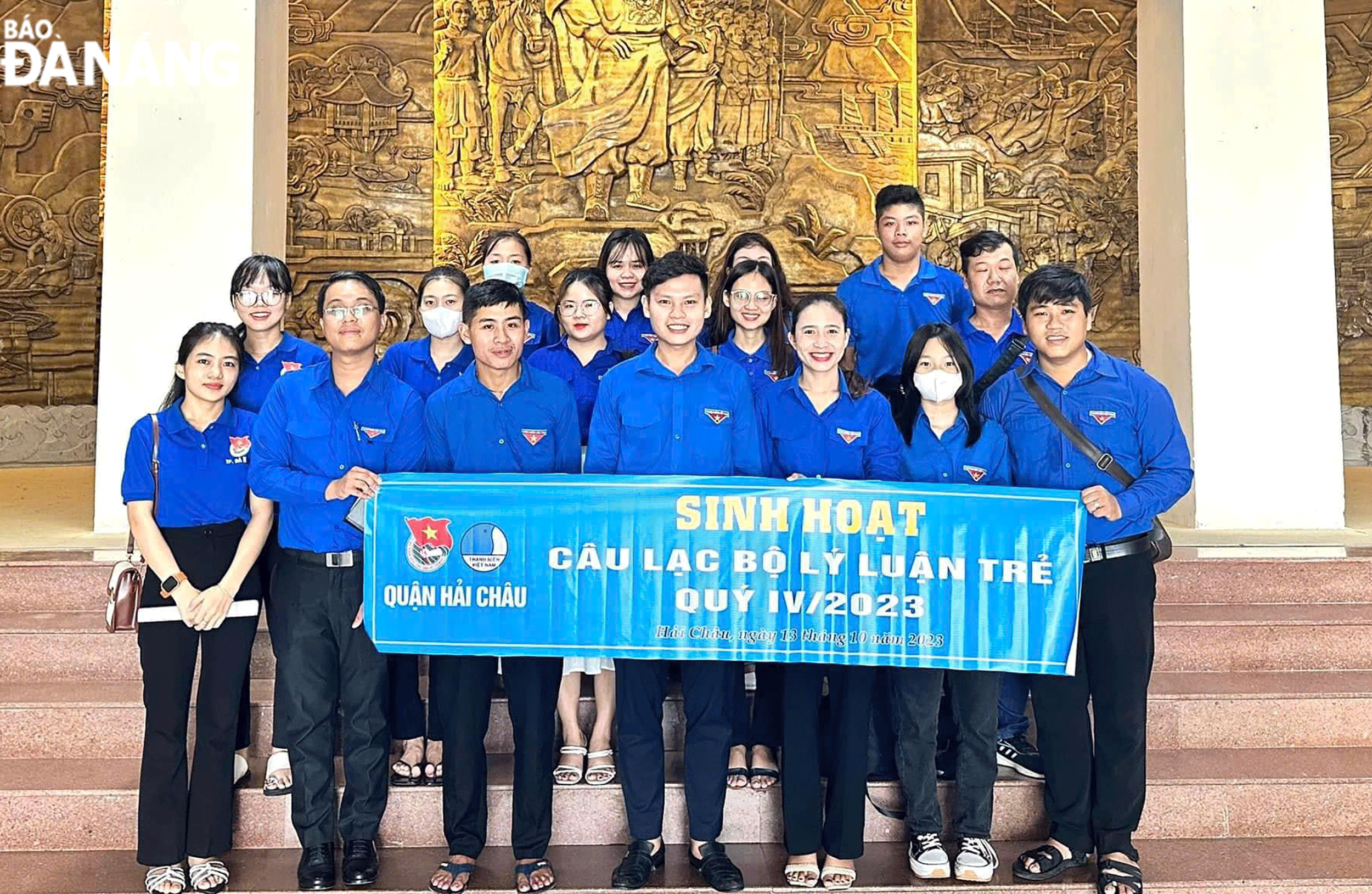 The Youth Theory Club of the Hai Chau District-based Youth Union organisation organised club activities at the Da Nang Museum. Photo: THANH PHUONG