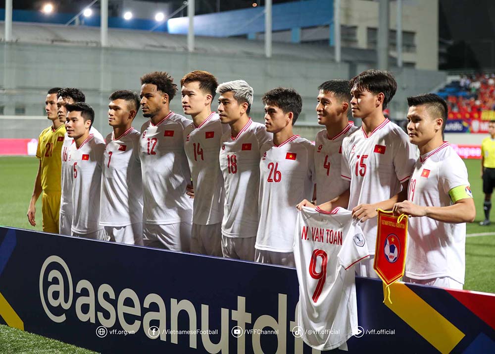 Tối 26.12, tuyển Việt Nam có trận đấu gặp Singapore ở trận bán kết lượt đi ASEAN Cup 2024 trên sân Jalan Besar. Ảnh: VFF