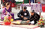 Gởi tấm lòng vào Tết