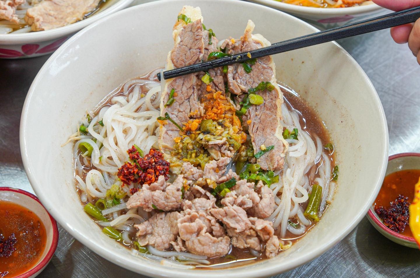 Thai-style 'Hu tieu' (thin rice-noodle soup)