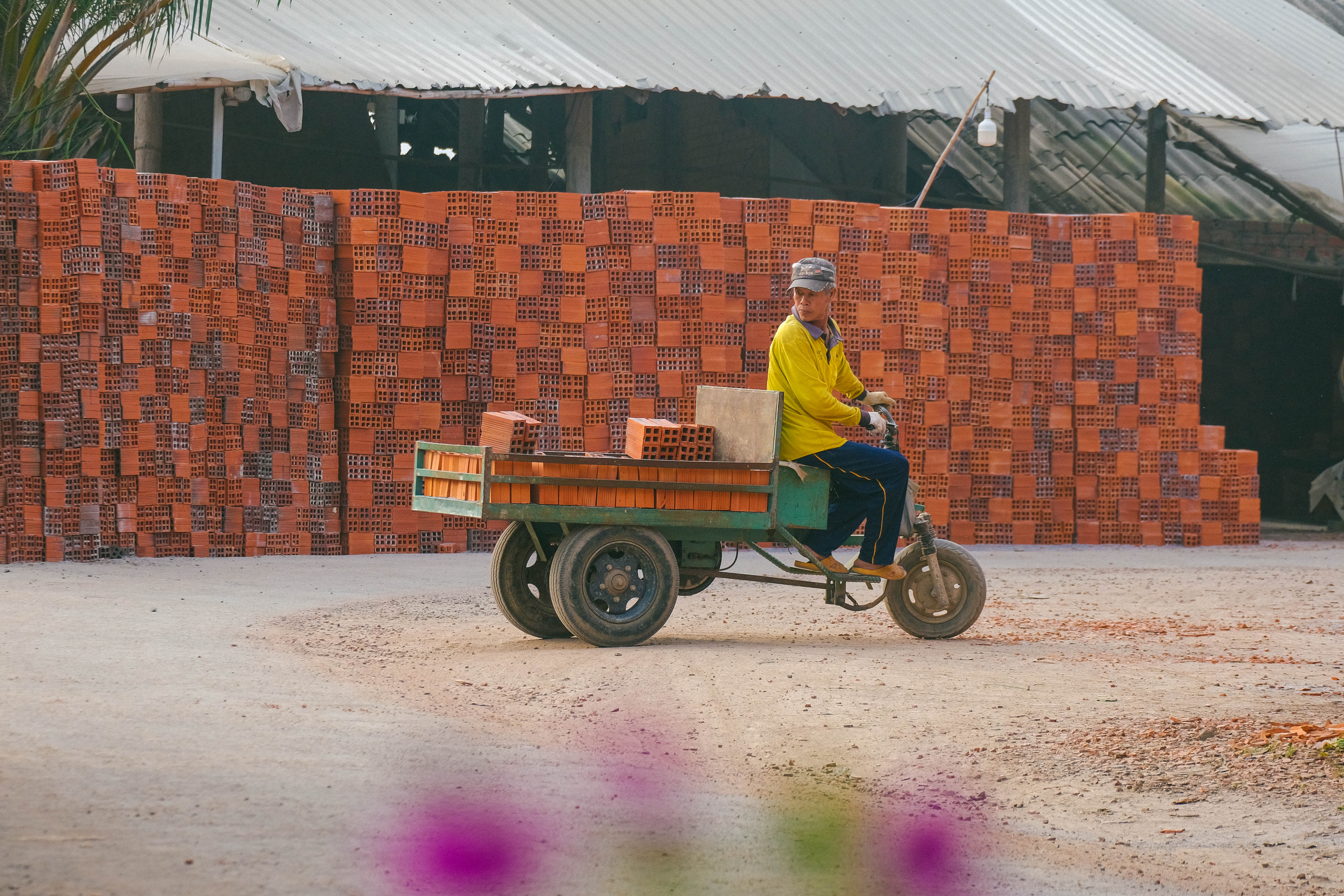 Vinh Long Province has announced the master plan for the construction of the Mang Thit brick and pottery kiln area until 2045 and has approved the project 