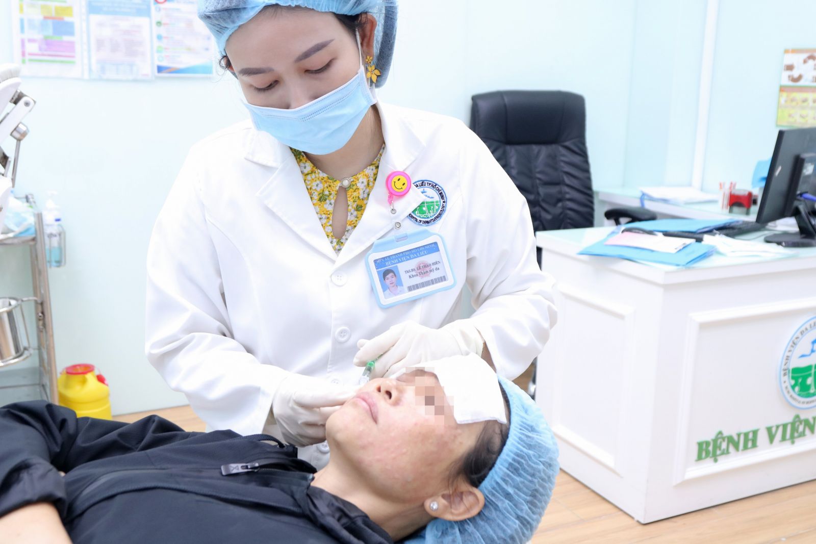 Các phương pháp làm đẹp nhanh như tiêm botox, filler, tiêm vi điểm được nhiều người lựa chọn làm đẹp trong dịp Tết. Ảnh: BVDL