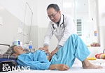Bác sĩ trẻ 9X hết lòng vì bệnh nhân