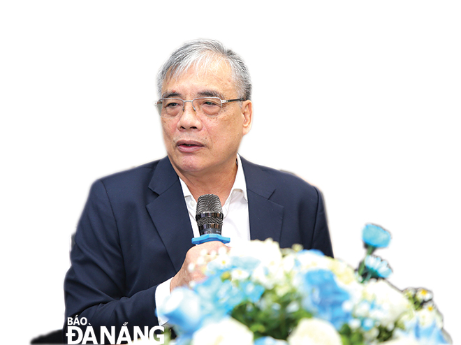 Assoc. Pro. Dr. Tran Dinh Thien, the former Director of the Viet Nam Economic Institute