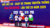 Sôi nổi giải Việt dã - chạy Vũ trang truyền thống Báo Đà Nẵng lần thứ 28