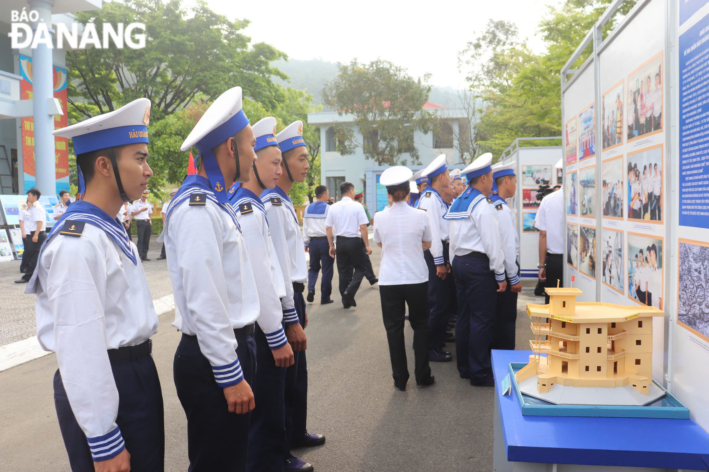 Nâng cao ý thức, trách nhiệm bảo vệ chủ quyền biển, đảo