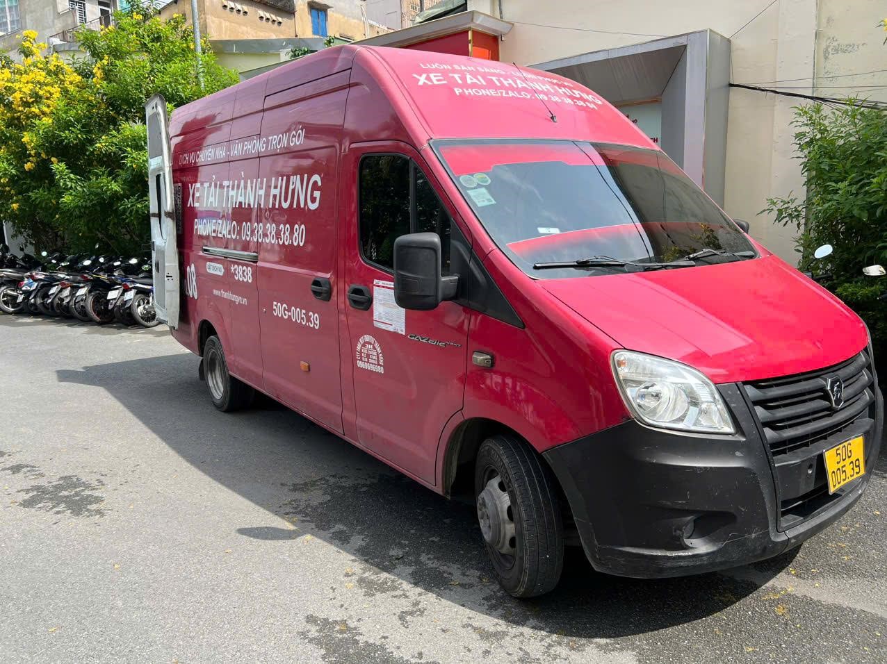 Thành Hưng Group - Thương hiệu taxi tải chuyển nhà trọn gói, chuyển văn phòng, kho xưởng uy tín