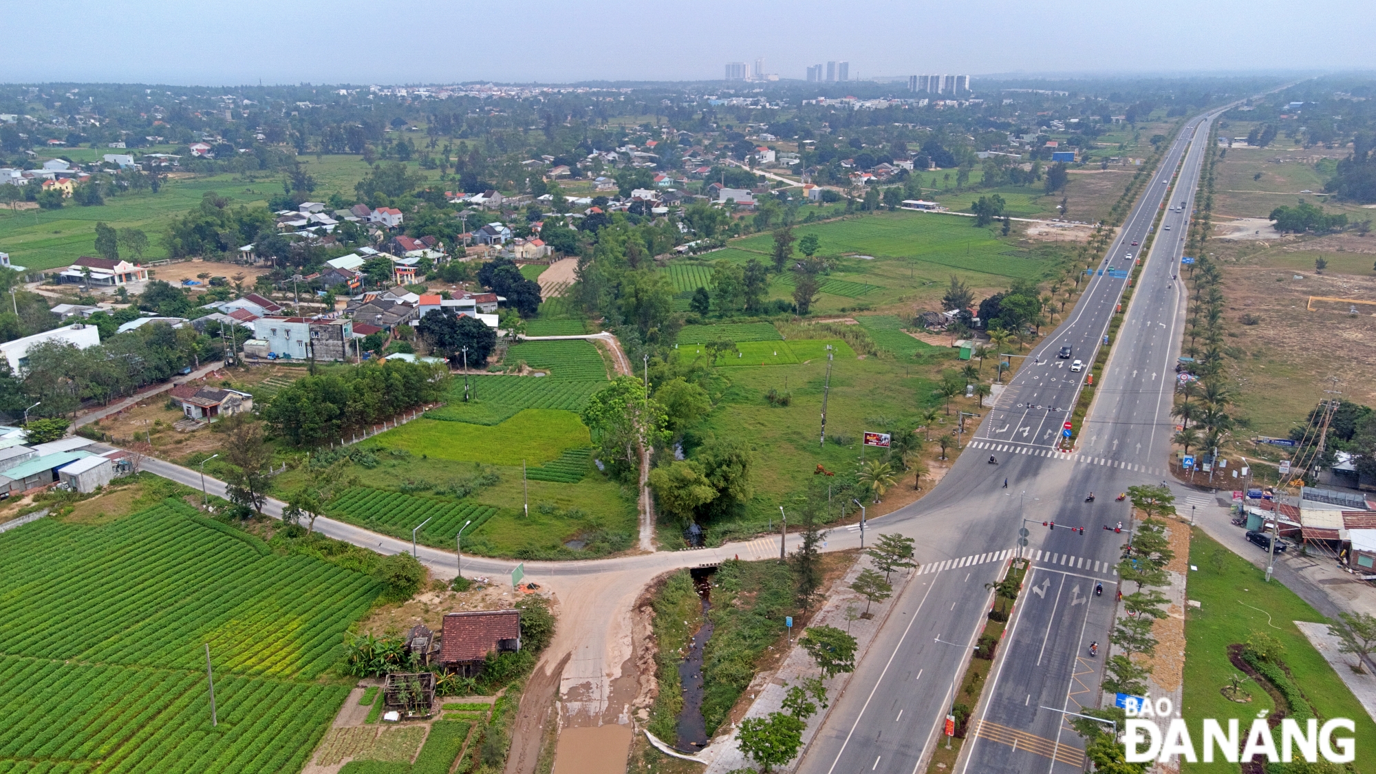 Vital coastal traffic corridor connecting Da Nang and Quang Nam