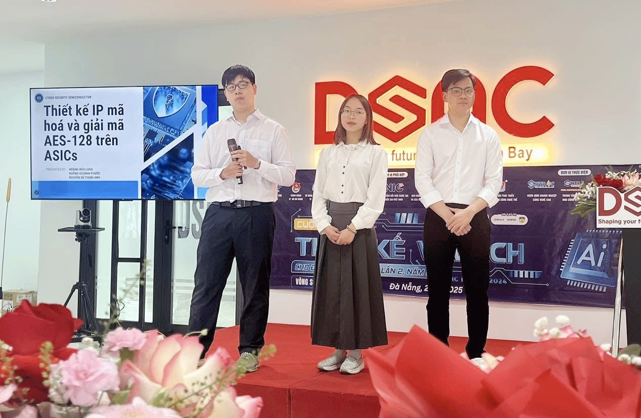 Các thành viên đội Cyber Security Semiconductor mong muốn đề tài “Thiết kế lõi IP AES-128 trên ASICs dùng công nghệ 45nm” góp phần phát triển thành phố xanh, bền vững và an toàn thông tin. Ảnh: T.V