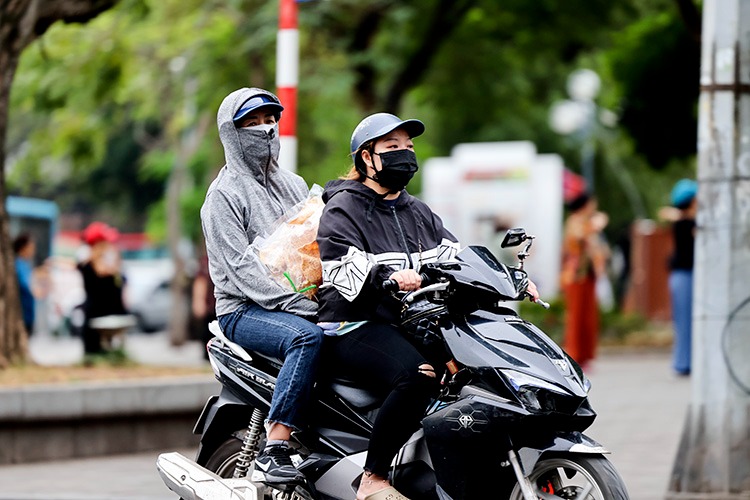 Không khí lạnh bao trùm Bắc Bộ, Bắc Trung Bộ.